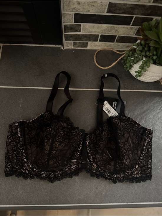 torrid Other - TORRID 38D Unlined Balconette NWT